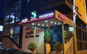 Hotel S
